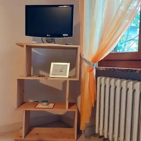 La Casa Della Creativita - Cir 0003 *